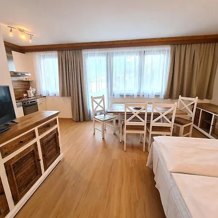 Juri & Hermann 1 Apartmán